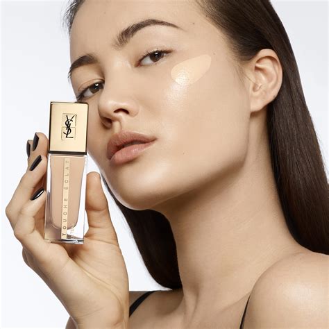 ysl teint radiance fondöten|YSL touch éclat le teint.